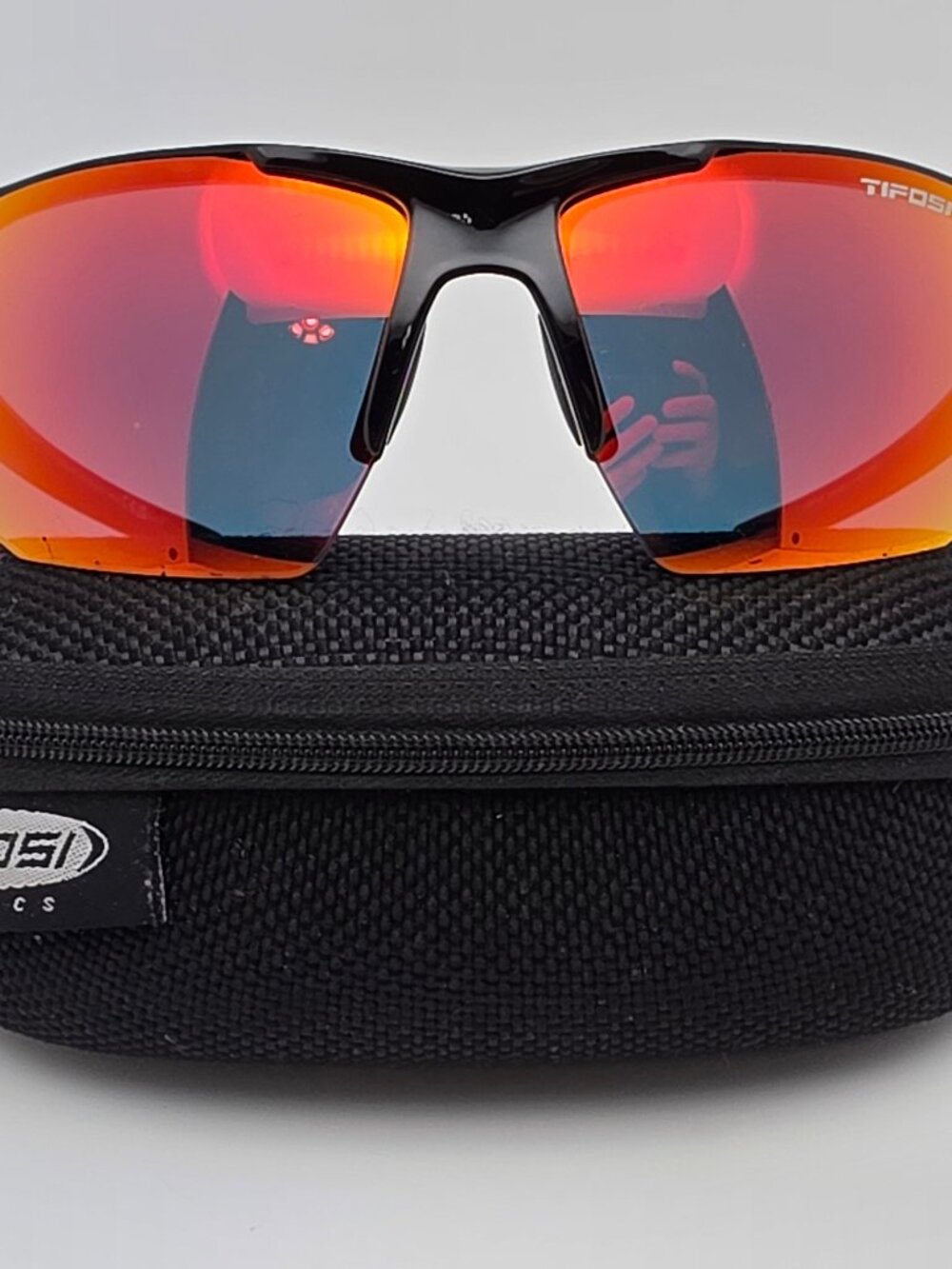 Tifosi Centus Golf Gloss Black Frame Red Mirror Lens Sunglasses w/ Case Taiwan